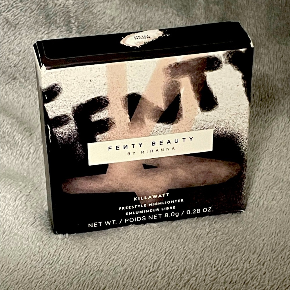 Brand new in box Fenty highlighter